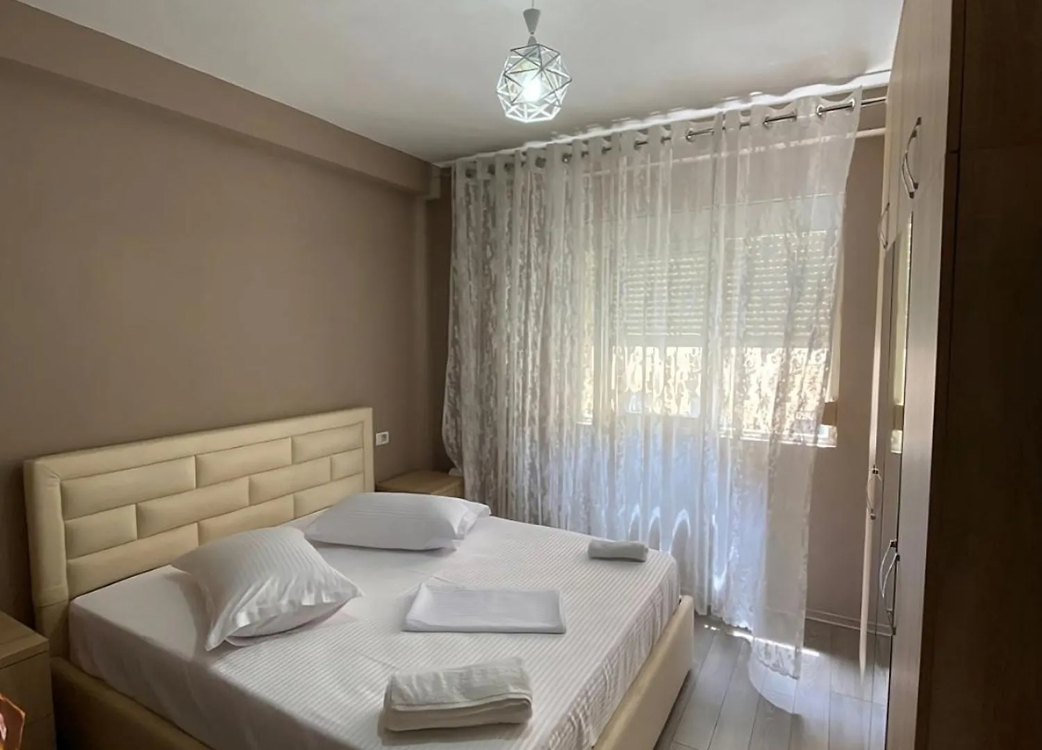 Peral Beach Apartment Durres Albania